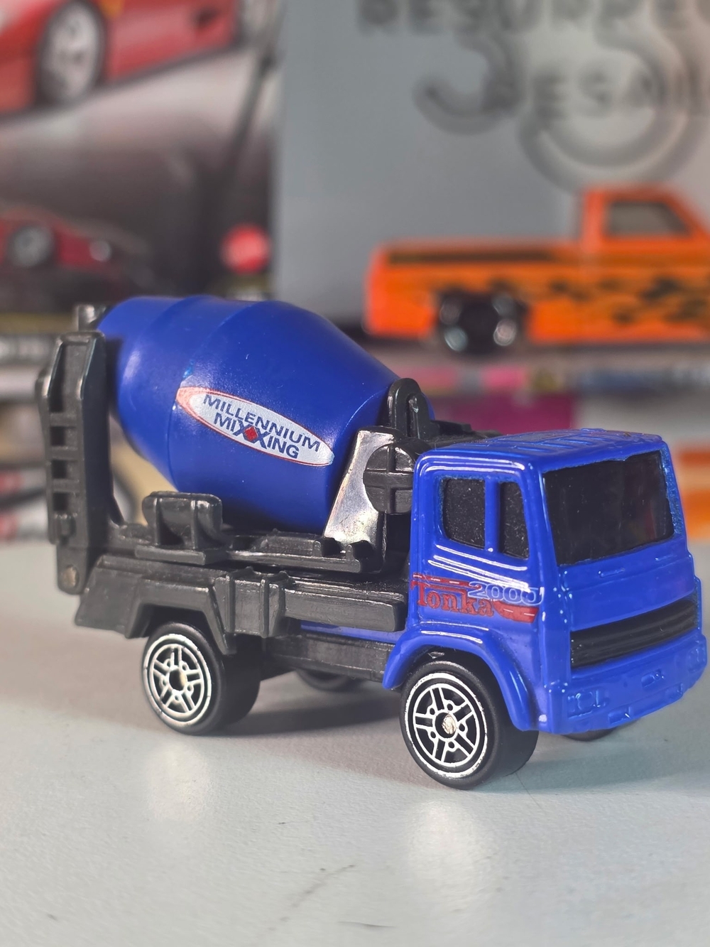 Tonka Maisto Cement Mixer Millennium Mixing Blue 2000 Diecast Loose